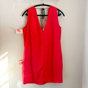 Vasia UO V-neck Loose Fit Tie-back Mini Dress with Pockets